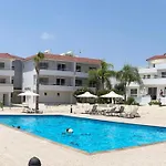 Nissi Beautiful * Aya Napa